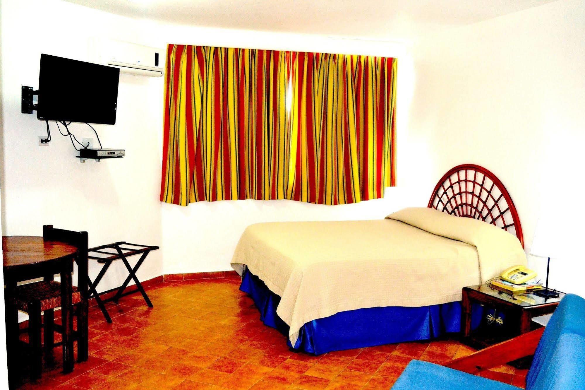 סנטו דומינגו Aparta Hotel Plaza Del Sol מראה חיצוני תמונה